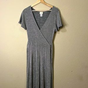 Caution in the wind long black and white dress